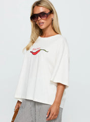 Stay Spicy Graphic Top White