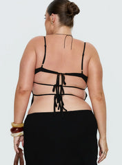 Pappilion Top Black Curve